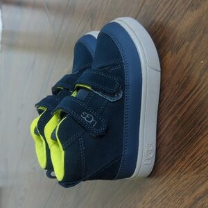 UGG Kids Rennon II Weather Trainer Shoes Boots Blue Size 7 Suede Waterproof